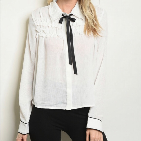 Tops - NWT Long Sleeved White Top with Black Bow